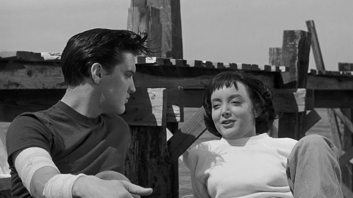 ⁣E P M # 4 - King Creole (1958) (720p)