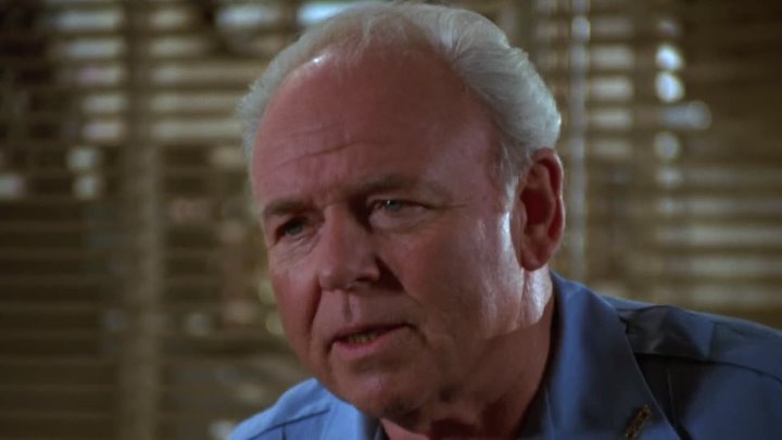 ⁣In the Heat of the Night [S03E02] Fairest of Them All