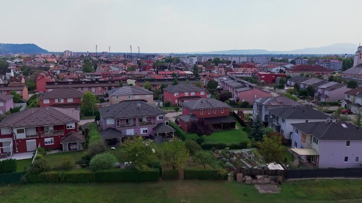 ⁣Sjene prošlosti 70