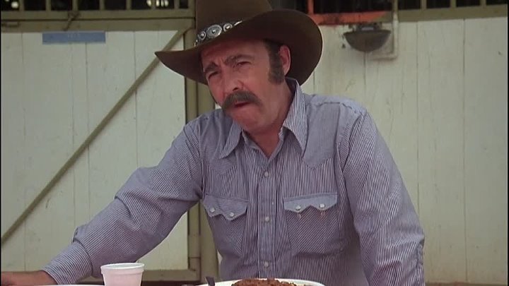 ⁣Magnum P I [S02E20] The Elmo Ziller Story