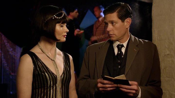 ⁣Miss Fisher's Murder Mysteries S01E03 - The Green Mill Murder