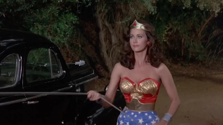 ⁣Wonder Woman [S01E04] Beauty On Parade (1976) (720p) [HEVCx265]