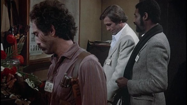 ⁣Hill Street Blues S1 E12 I Never Promised You a Rose, Marvin