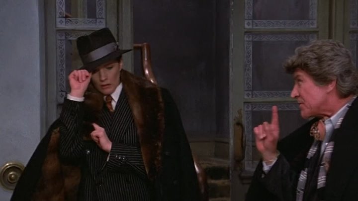 ⁣Victor Victoria (1982) (720p) 🌻 80's Movies