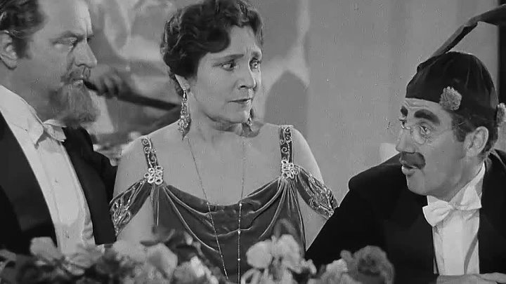 ⁣The Marx Brothers: A Night At The Opera (1935) (720p)🌻 Movies