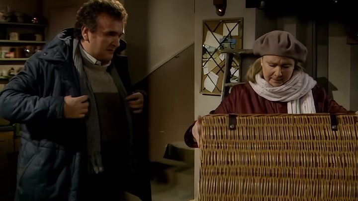 ⁣Mulberry (1992) - S01E02 - Fireworks