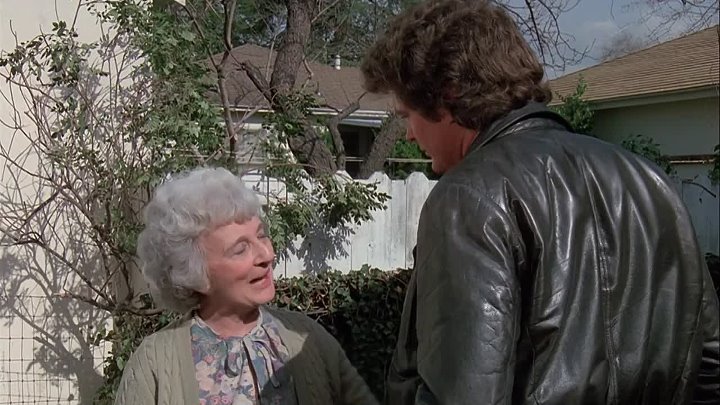 ⁣Knight Rider S01E17 A Nice, Indecent Little Town