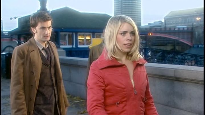 ⁣Doctor Who S02E05 Rise of the Cybermen