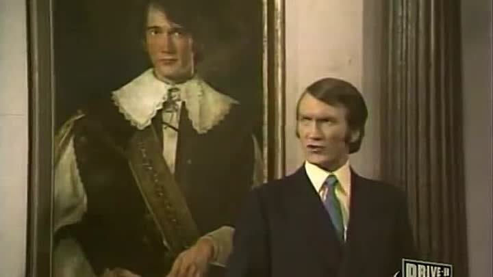 ⁣Strange Paradise - Episode 25