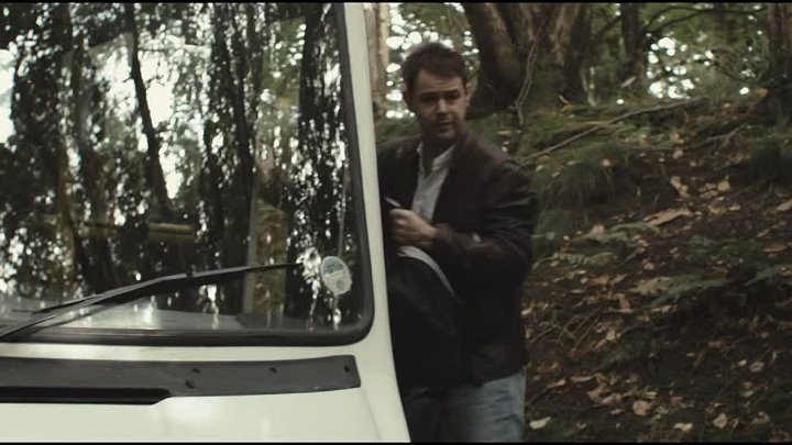 ⁣Doghouse (2009) (1080p) +subtitle