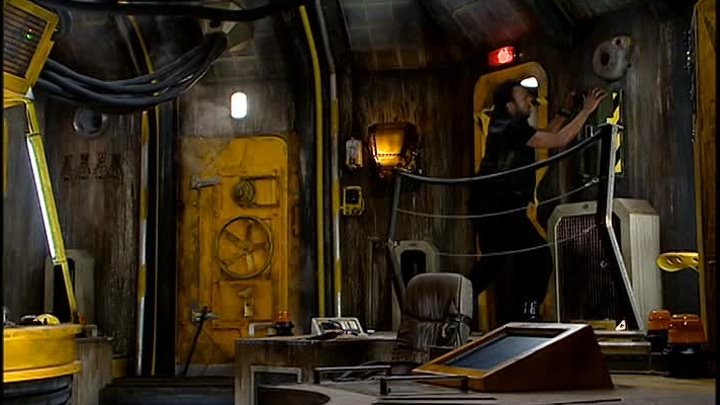 ⁣Doctor Who S02E09 The Satan Pit