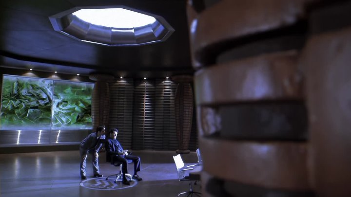 ⁣Charlie Jade (2005) - Episode 14