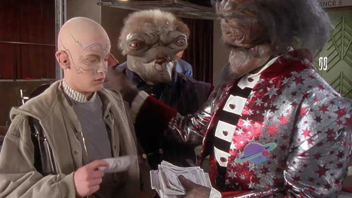 ⁣Space Precinct - S01E10 - Illegal