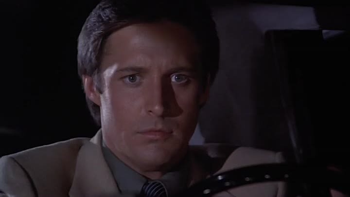 ⁣Scarecrow and Mrs King S01E15 The Mole