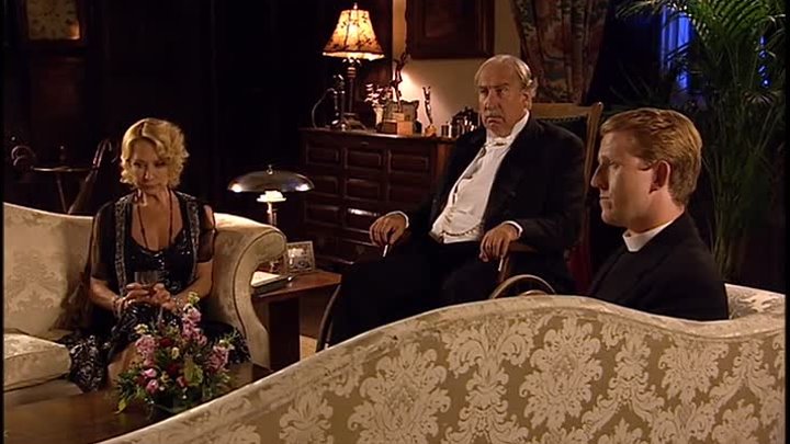 ⁣S04E07 The Unicorn and the Wasp