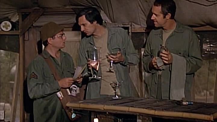 ⁣M*A*S*H S04E02 - Change of Command