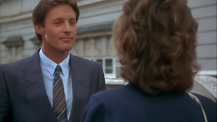 ⁣Scarecrow and Mrs King S02E04 The Legend of Das Geisterschloss