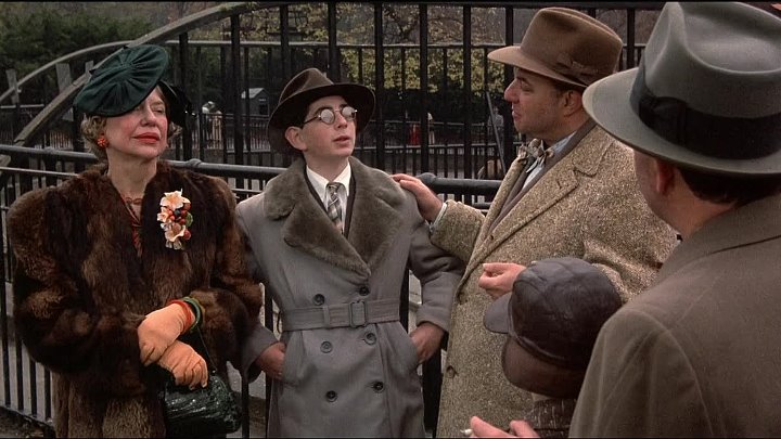 ⁣Radio Days (1987) (720p)🌻 Movies