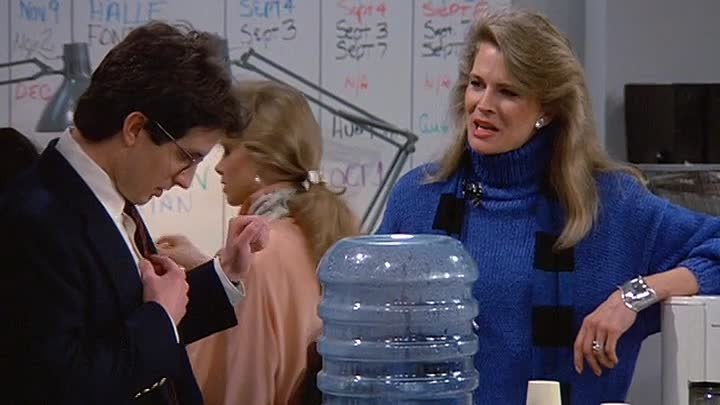 ⁣Murphy Brown - S01E01 - Respect