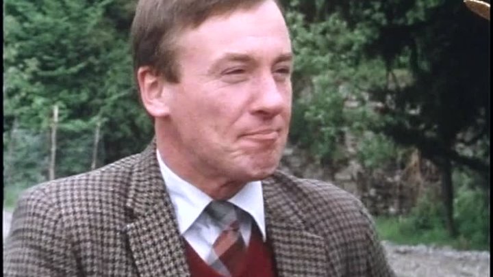 ⁣All Creatures Great and Small S03E15 - The Lord God Made Them All (1983 Christmas Special)