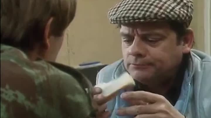 ⁣OFAH [S04E08] To Hull And Back (1985) [DVDRip]
