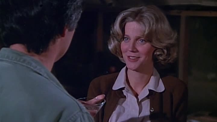 ⁣MASH S04E22 - The More I See You