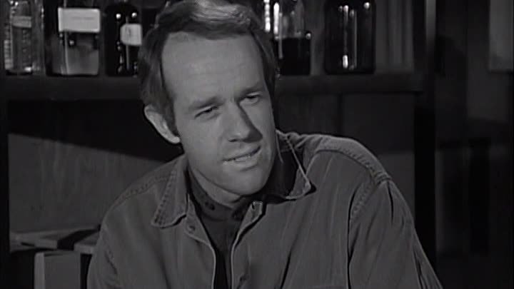 ⁣MASH S04E24 - The Interview