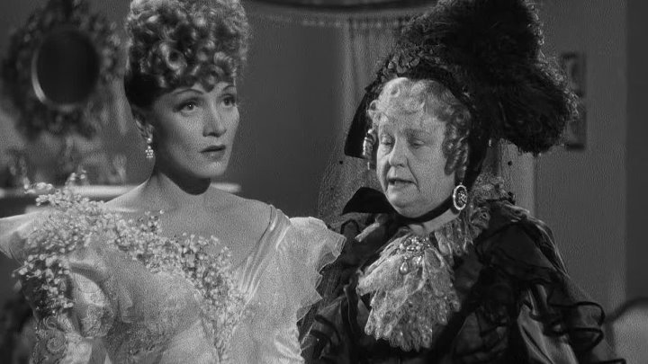 ⁣The Flame Of New Orleans (1941) (1080p)🌻 Black & White Films