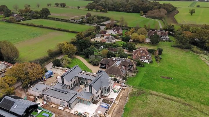 ⁣Britains Countryside Killers S01E07 1080p WEB H264-SKYFiRE