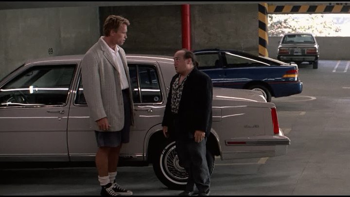 ⁣Twins 1988 1080p BluRay x264-OFT