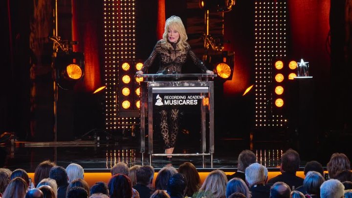 ⁣Dolly Parton: A Musicares Tribute (2021) (1080p)