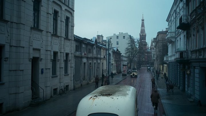 ⁣Womens Hell S01E01 1080p WEB h264-EDITH