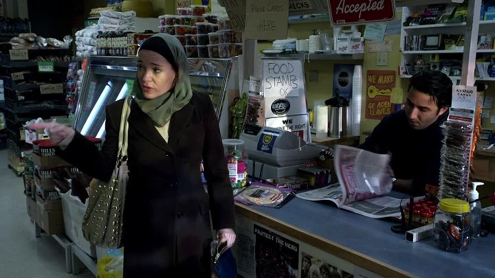 ⁣Shameless US S01E01 Pilot 720p AMZN WEB-DL DD 5 1 H 264-playWEB