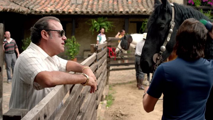 Narcos (2015) S01-S03 (1080p BluRay x265 10bit EAC3 5 1 Celdra)