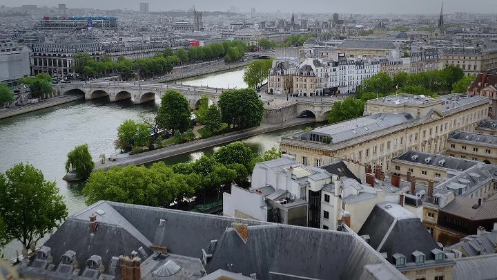 ⁣Emily in Paris S02E05 An Englishman in Paris 1080p NF WEB-DL DDP5 1 H 264-K