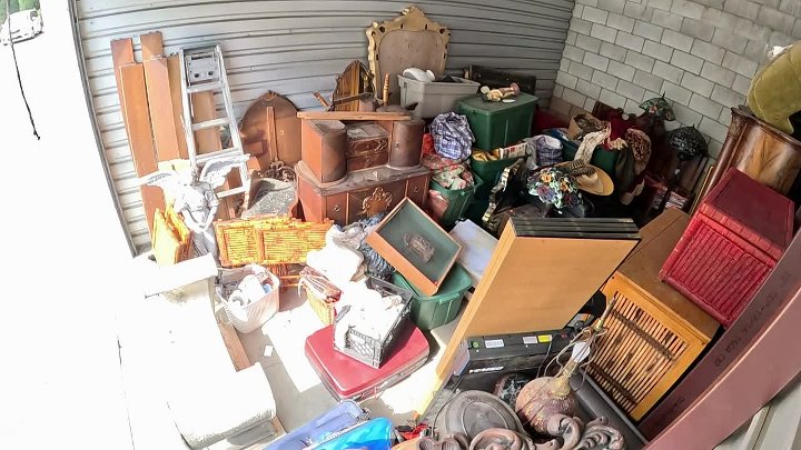 ⁣Storage Wars S17E03 720p WEB H264-JFF