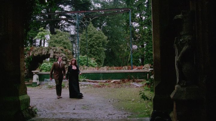 ⁣Vampyres 1974 1080p BluRay x264-OFT