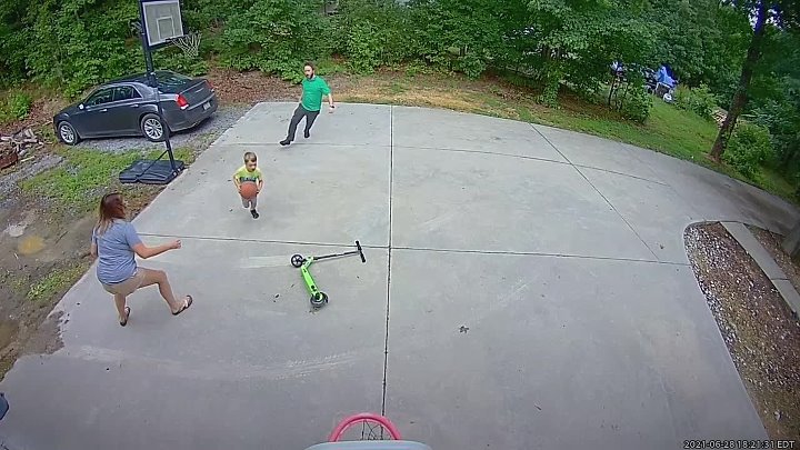 ⁣Neighborhood Watch 2026 S01E12 1080p WEB h264-EDITH