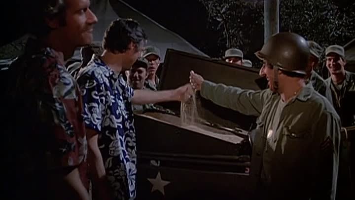 ⁣MASH S08E19 - Morale Victory