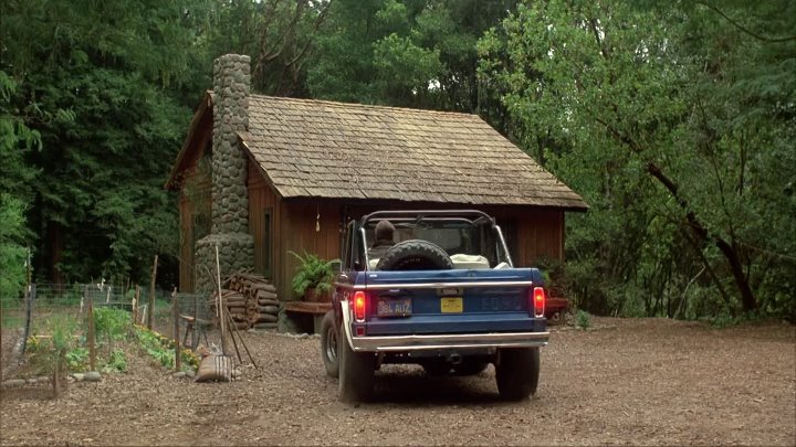 ⁣Quiet Cool 1986 1080p WEBRip x264 AAC-[YTS BZ]