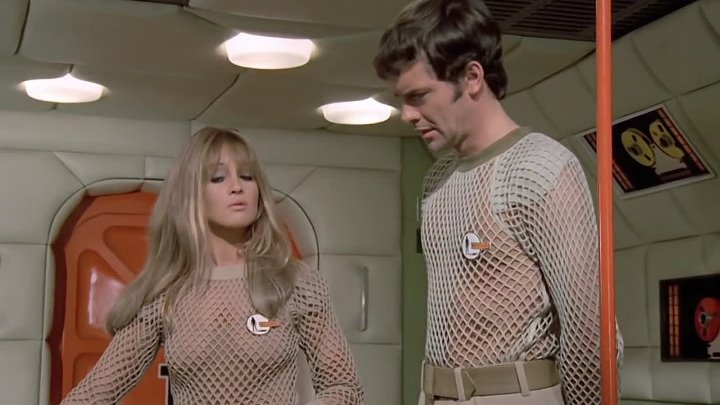 ⁣UFO (1971) [S1E24] - Reflections in the Water
