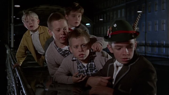 ⁣Emil And The Detectives (1964) (1080p)🌻 Animation & Family Movies