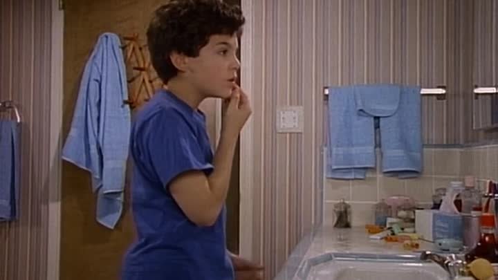 ⁣The Wonder Years [S03E08] The Pimple