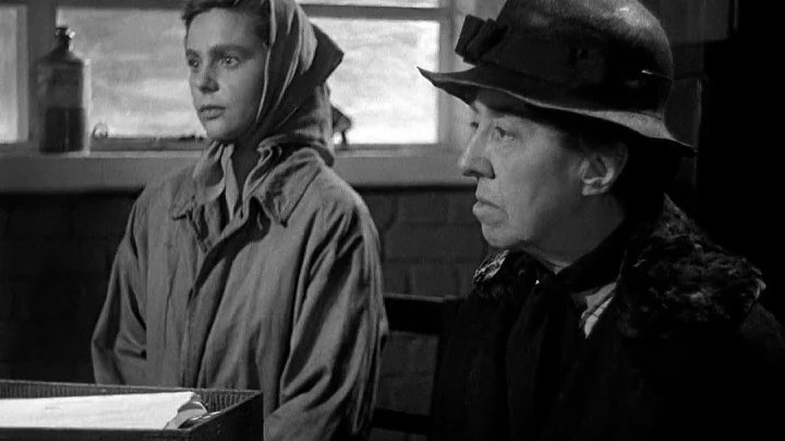 ⁣Painted Boats (1945) (1080p)🌻 Black & White Films