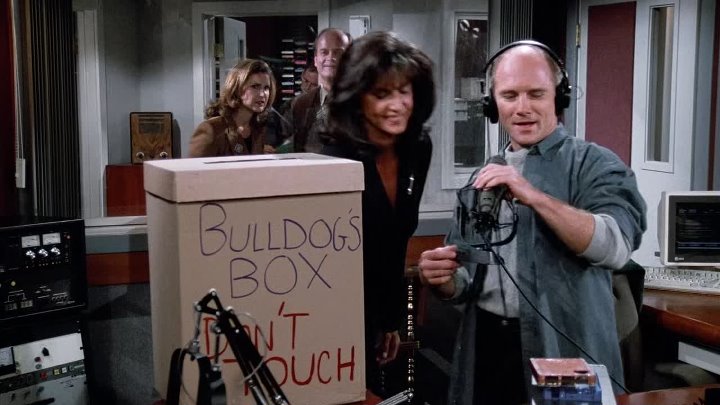 ⁣Frasier [S03E04] (1080p) Leapin' Lizards