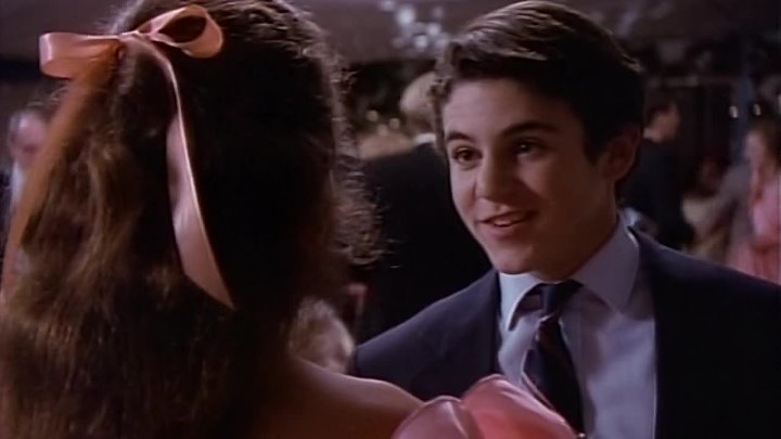 ⁣The Wonder Years [S06E03] Scenes from a Wedding