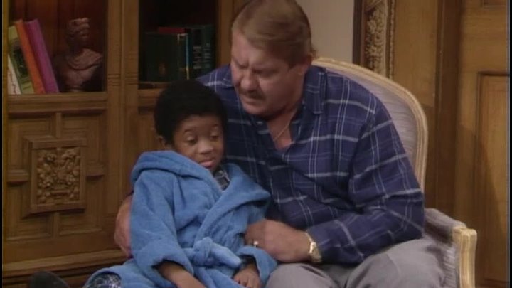 ⁣Webster [S06E05] - The Election