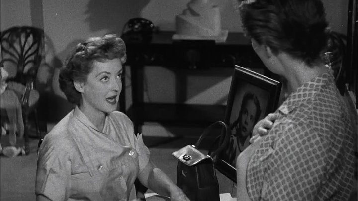 ⁣The Star (1952) (1080p)🌻 Black & White Films