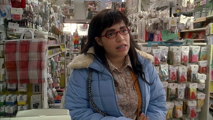 ⁣Ugly Betty [S01E11] Swag