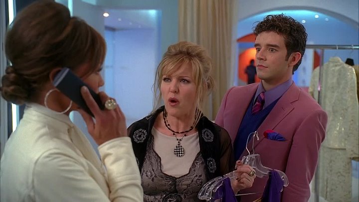 ⁣Ugly Betty [S01E17] Icing on the Cake